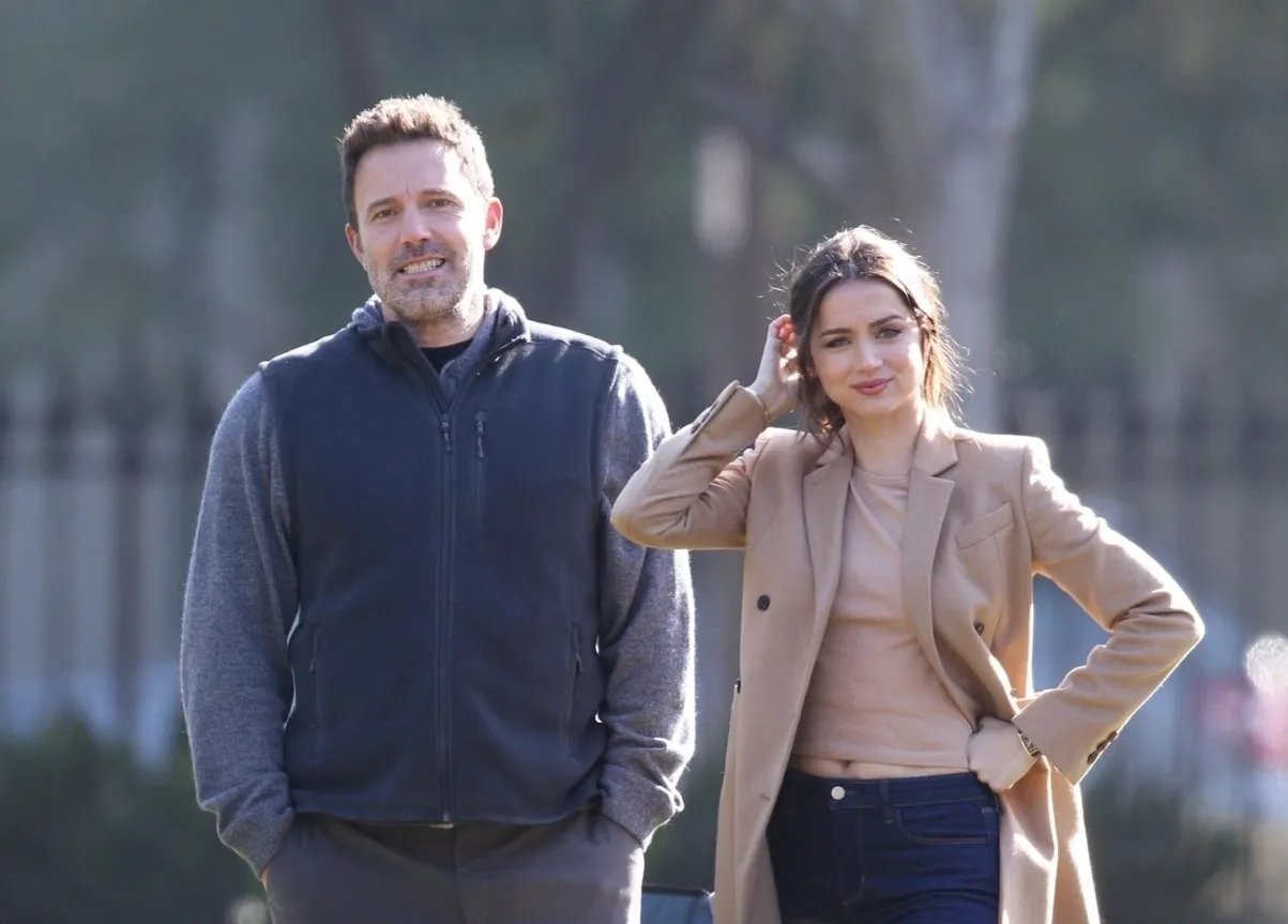 Ben Affleck Girlfriend: Latest Updates & Shocking Revelations